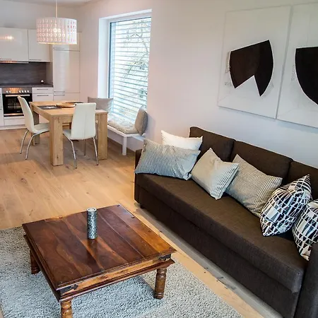 Lakeview Apartman *