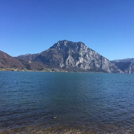 Lakeview *