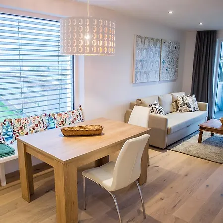 Lakeview Apartment